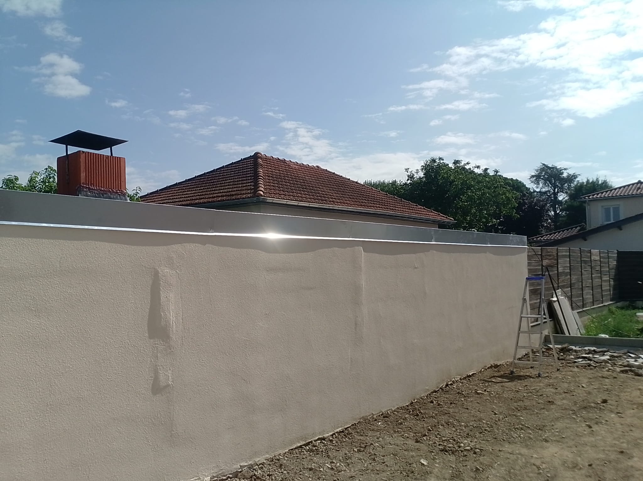 Chantier de rénovation de toiture par DSF Toiture